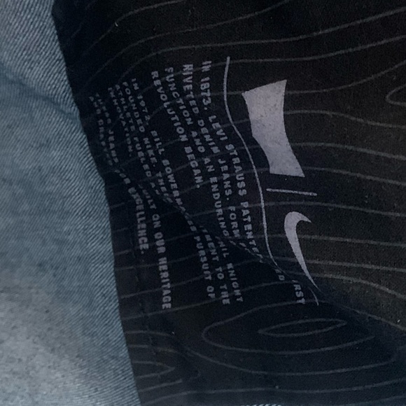 NIKE X Levi’s Slim Straight Legged Jeans 26X29 - Picture 4 of 6